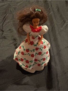 1995 McDonald’s Happy Meal Toy Mexican Barbie from Mattel